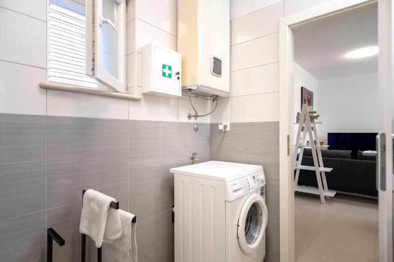 Apartments Mistral - image 28