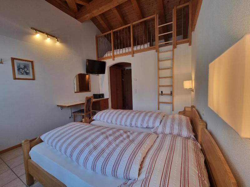 Family Room with Balcony - Annex image 4
