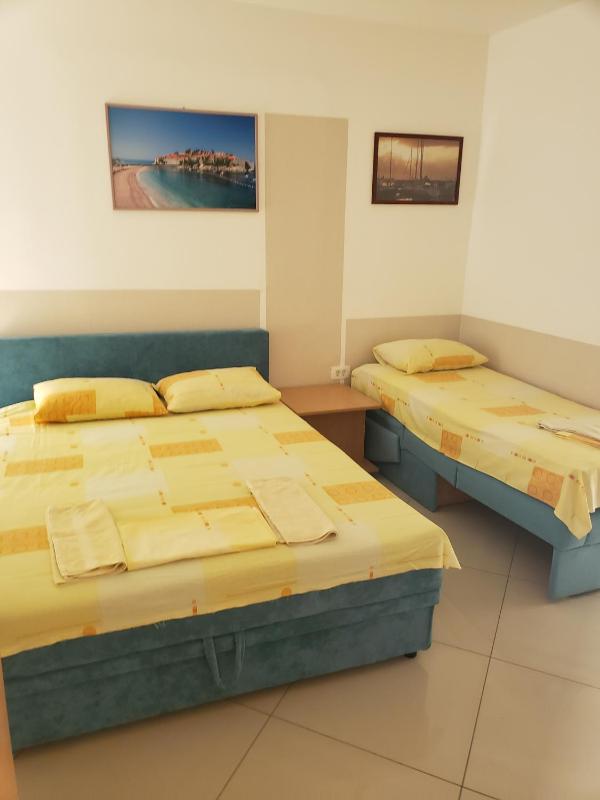 Apartment image 3