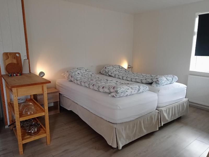 Studio Apartment image 3