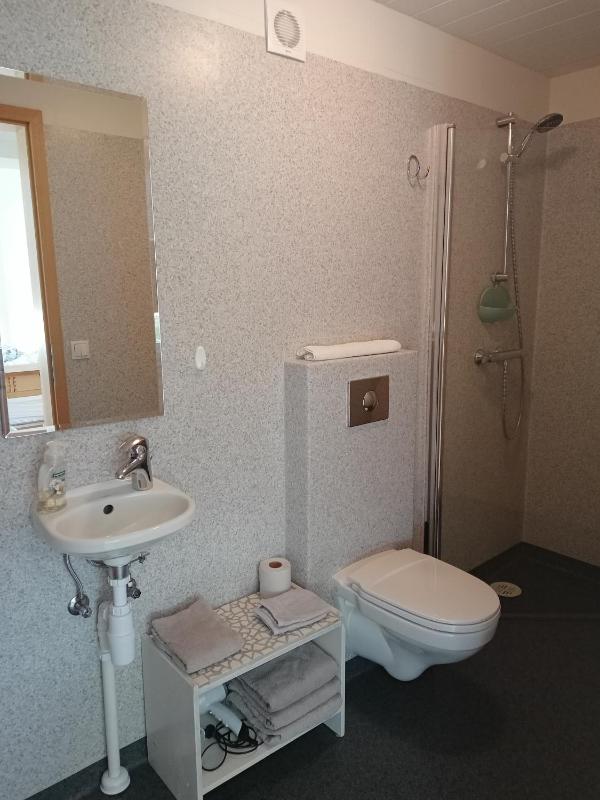 Studio Apartment image 4