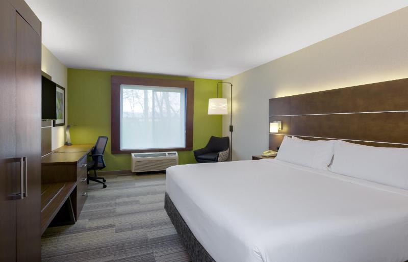 King Room - Mobility Access/Hearing Accessible image 3