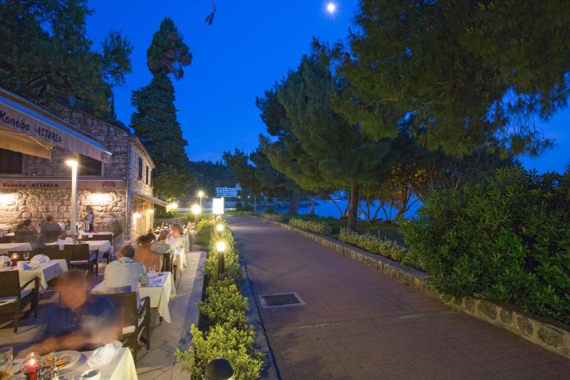 Maistra Select Mlini Hotel - image 6