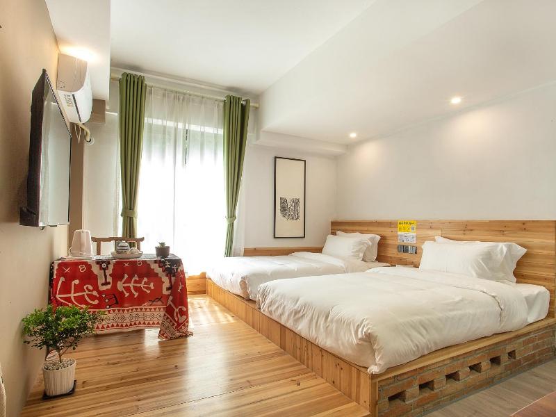 Superior Twin Room - Lotus image 3