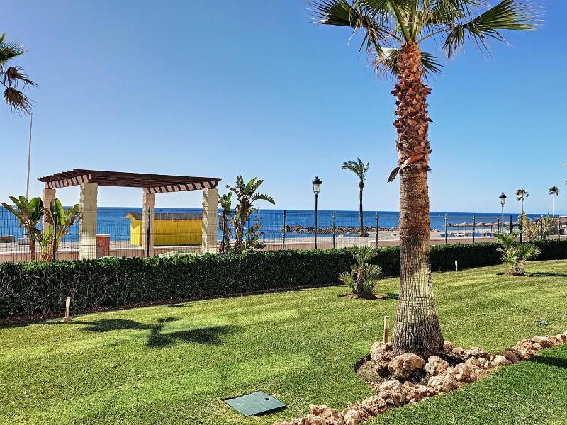 Lovely apartment with pool & sea views - Marina Del Castillo 2129 - image 16