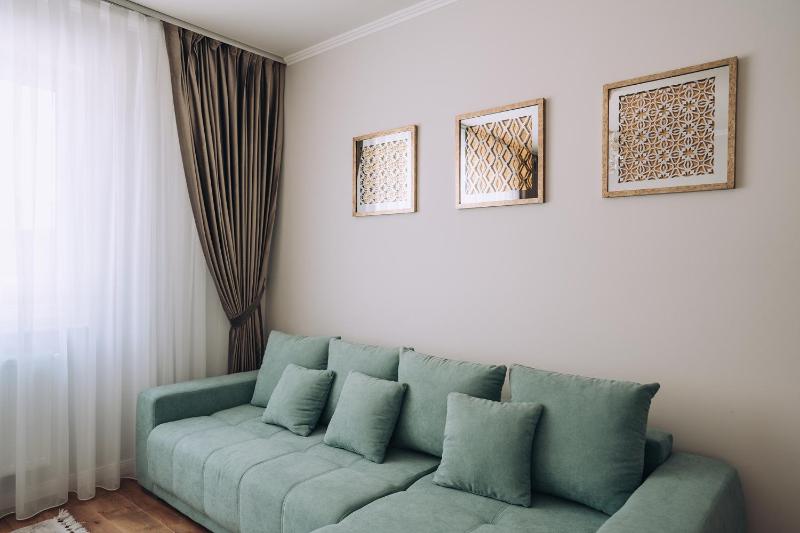 GOLD Suites - free parking and self check-in - image 19