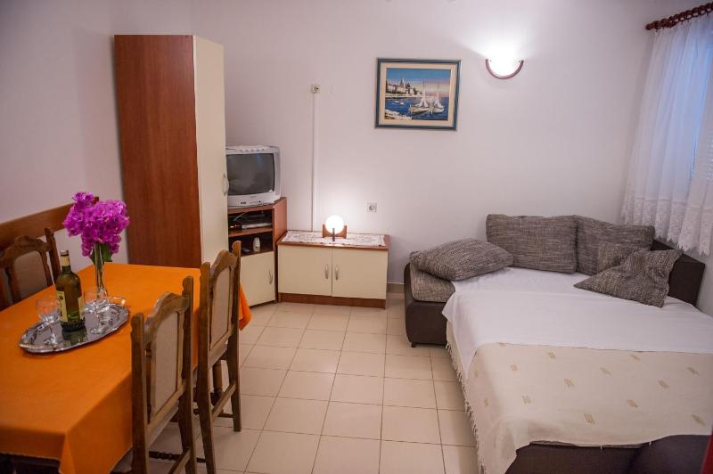 Apartments Zdravko - image 25
