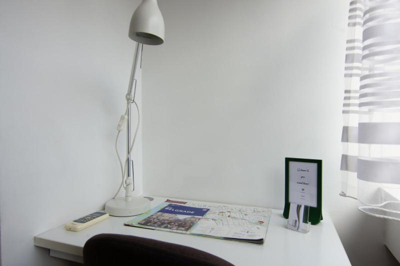 Deluxe Studio image 4