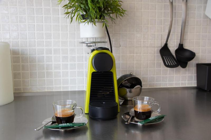 Deluxe Studio image 3