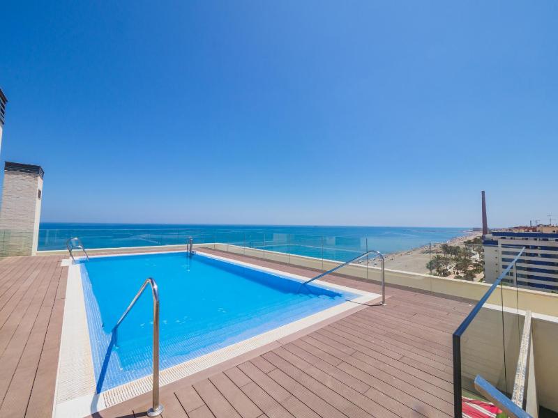Cubo's Sea View Pacifico Street & Free Parking - image 7