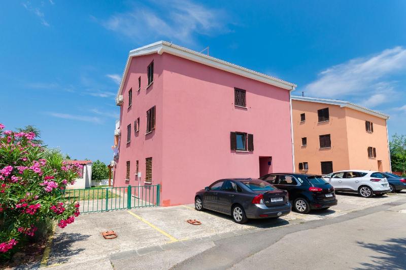 Apartment Besima - image 1