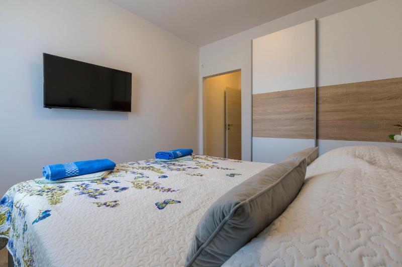 Double Room image 1