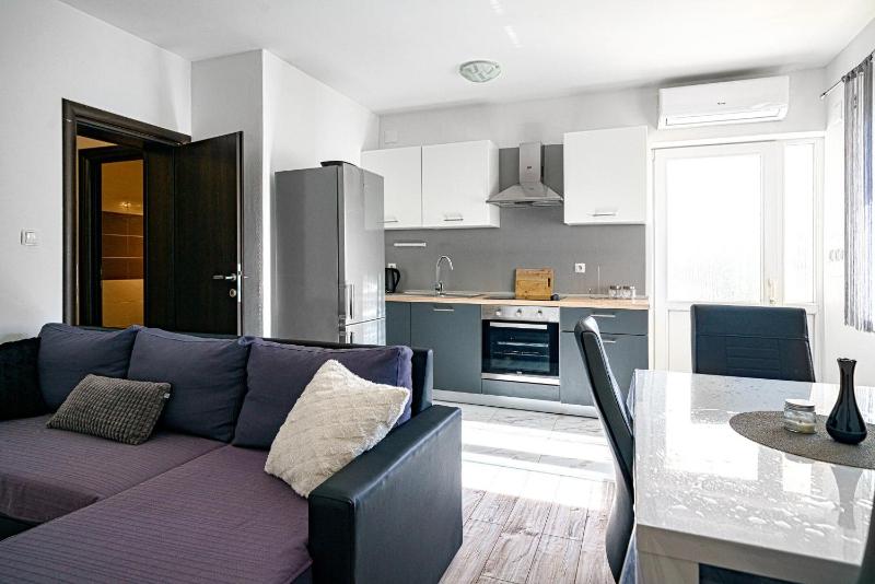 Apartments Zinfandel Vodice - image 18