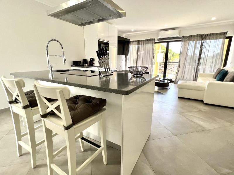 Topazio - Pool & near the center by HD PROPERTIES - image 7