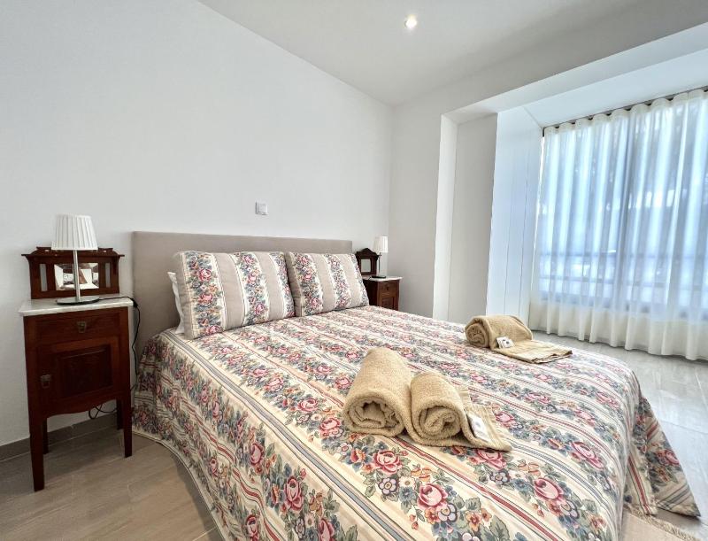 Beachside Apartment - With Pool by HD PROPERTIES - image 19