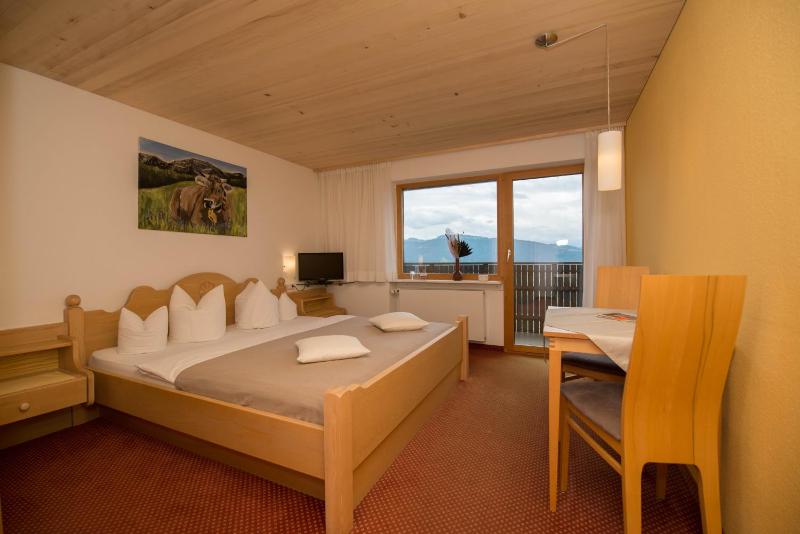 Double Room with Balcony image 1