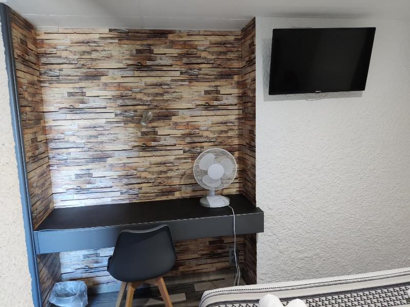 Double Room image 2