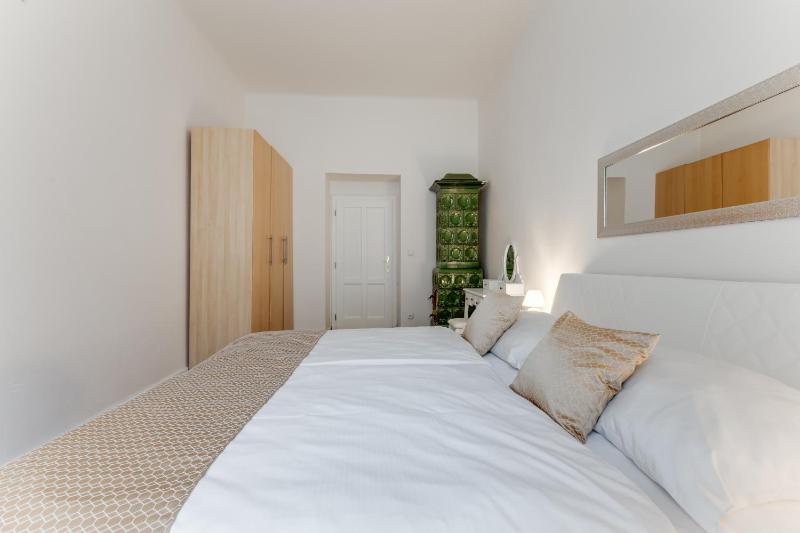 Luxury Riverside Apartments In The Center Of Prague - image 16