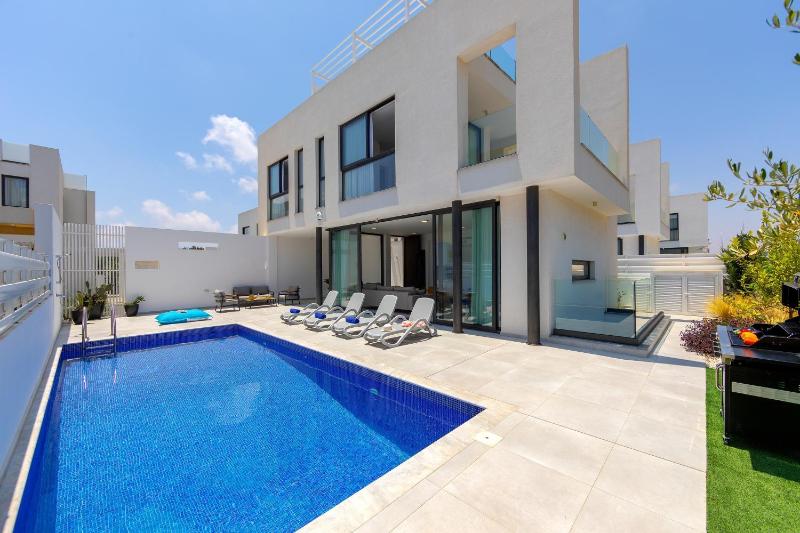 Protaras Almaria Villa 16 - image 4