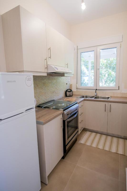 Kiani Akti Villas - image 12