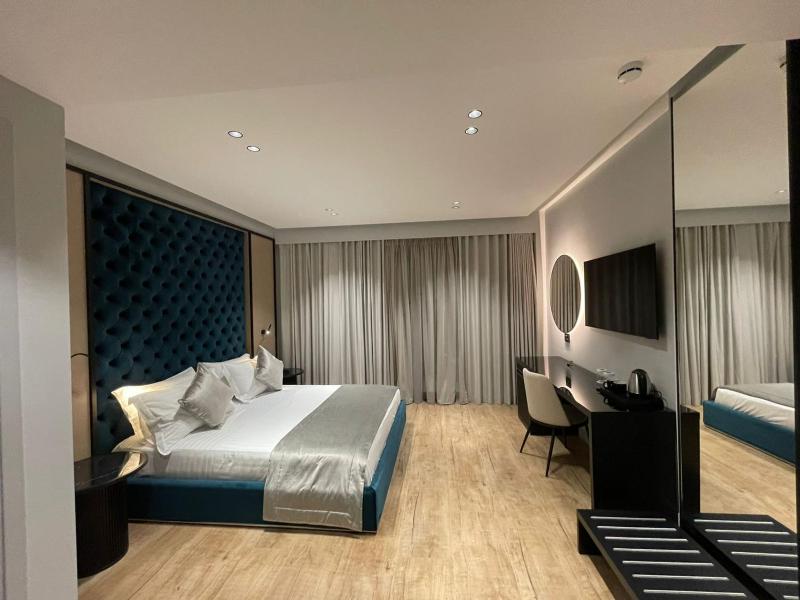 Rozafa Palace Hotel - image 10