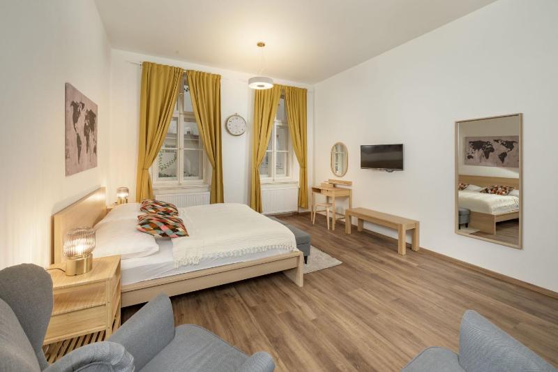 Two-Bedroom Apartment with Terrace image 3