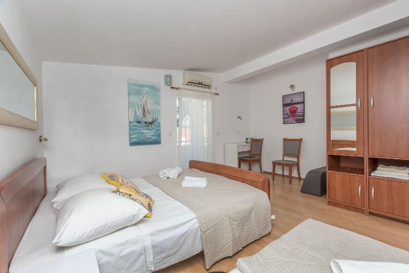 Apartment Goge - image 8