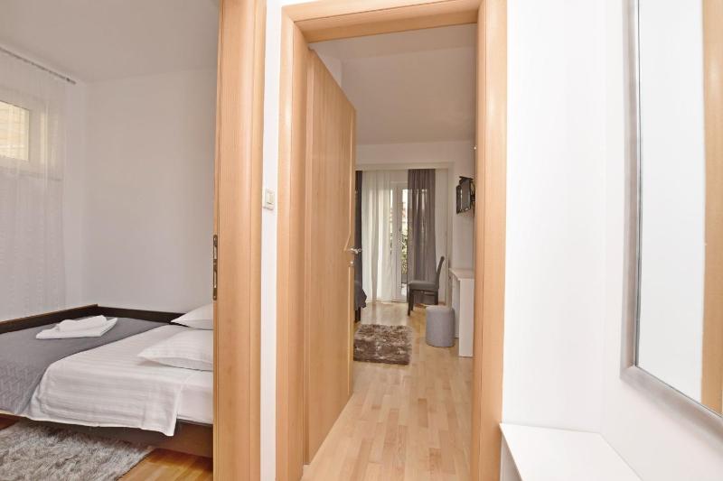 Apartment Mate - image 20