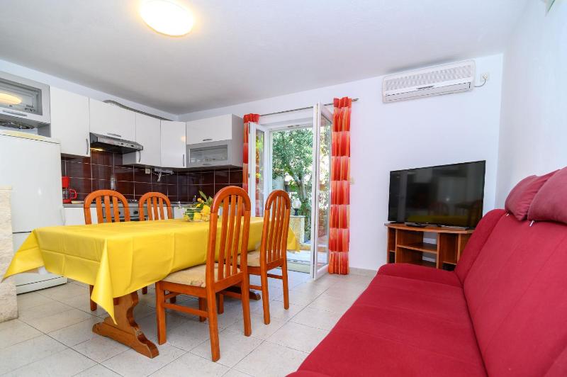 Two-Bedroom Apartment Standard image 4