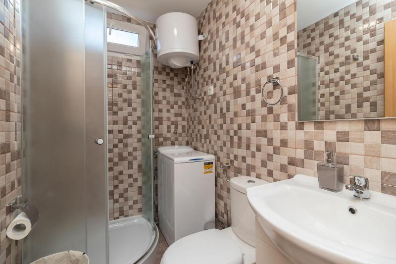 Two-Bedroom Holiday Home image 3