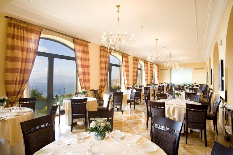 Grand Hotel Due Golfi - image 3