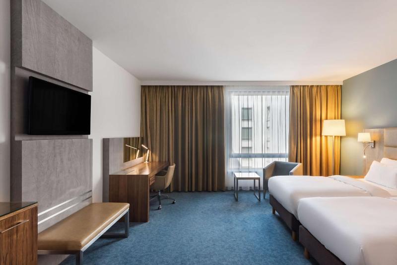 Standard Room image 3
