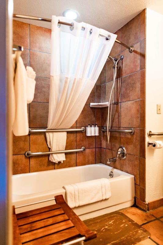 Red Stone Inn - image 20