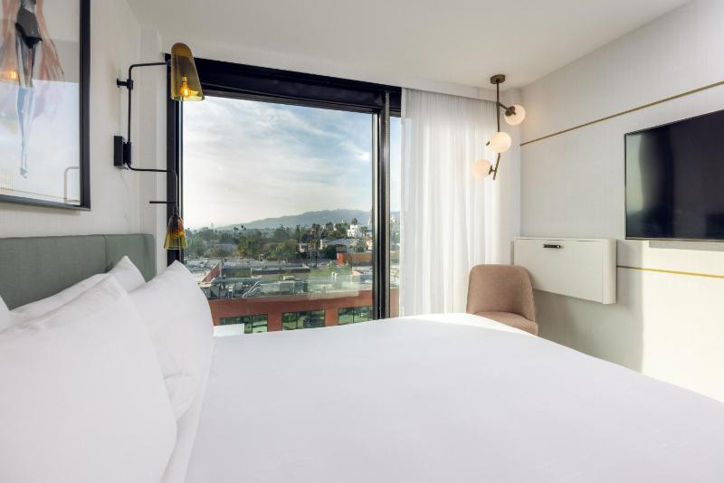 The Godfrey Hotel Hollywood - image 9