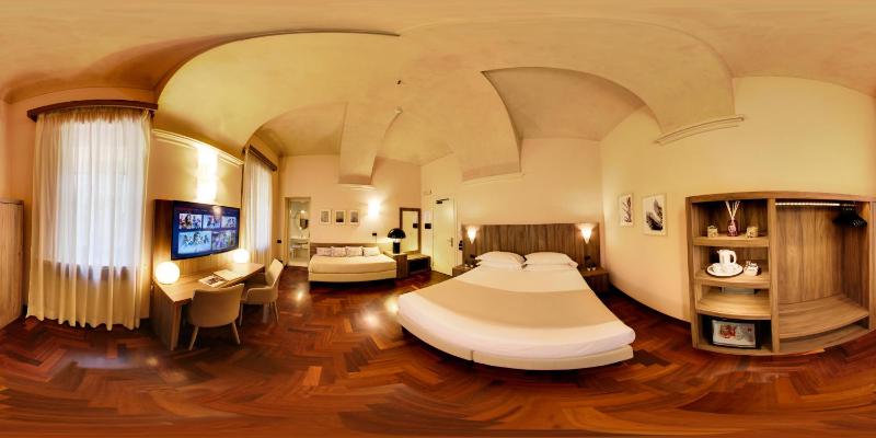 Superior Double Room image 1