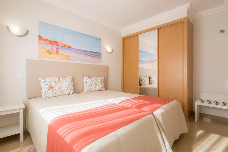 Two-Bedroom Standard Townhouse image 1