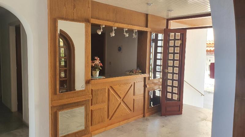 Friday Hotel - image 11