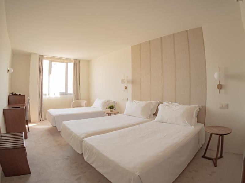 Superior Triple Room image 1