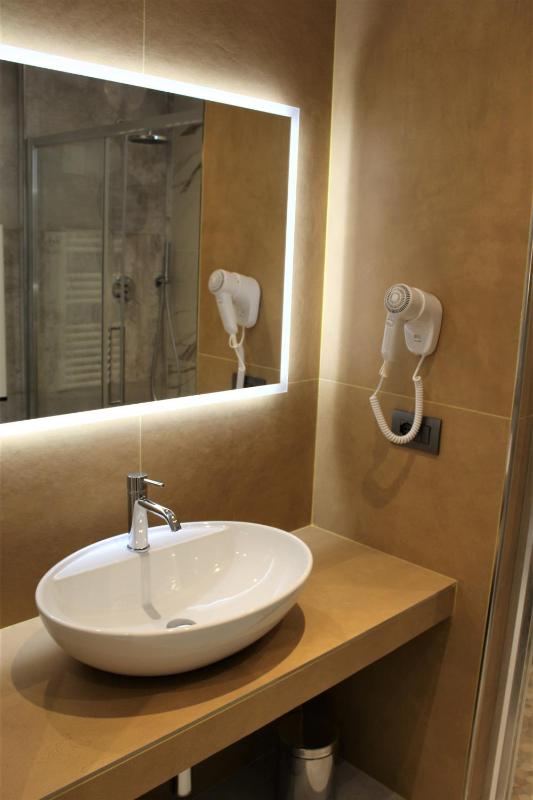 B&B Primrose Residence Hotel - image 15