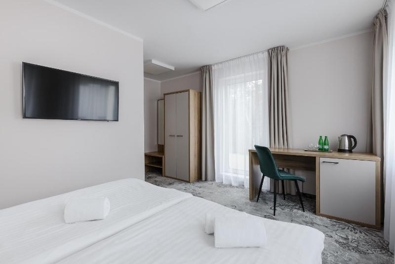 Superior Double Room image 3