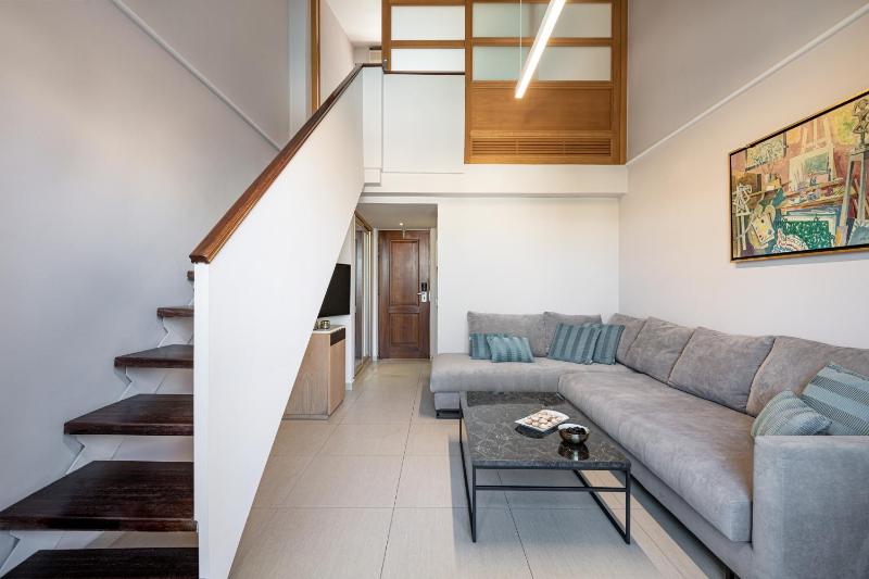 Maisonette with Garden or Pool View image 1