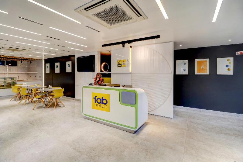 FabHotel Prime Oasis Blue - image 9