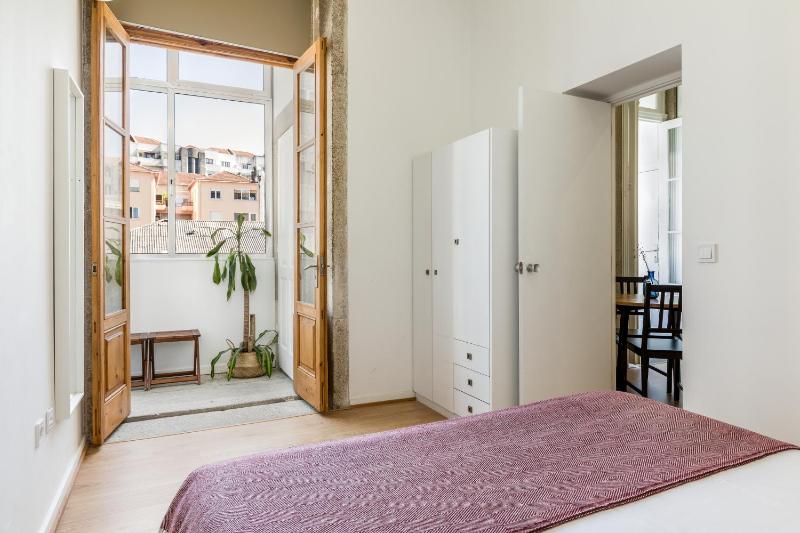Apartment Bolhao Market by Sweet Porto - image 24