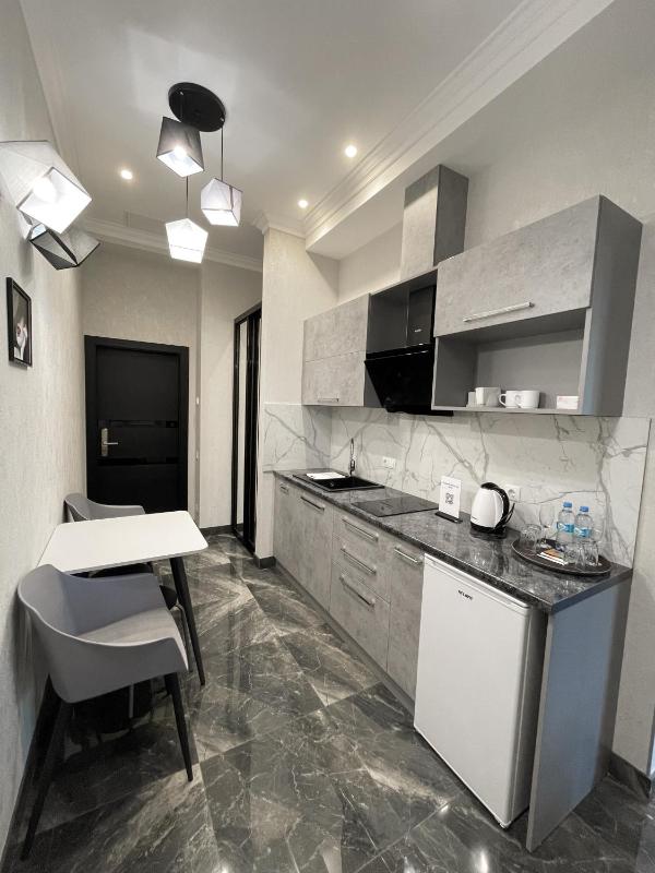 Superior Triple Room image 3