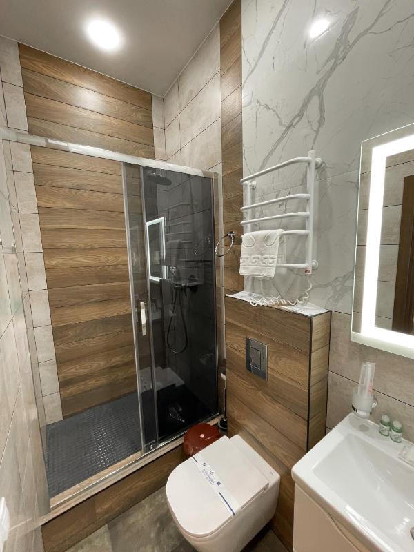 Deluxe Triple Room image 2