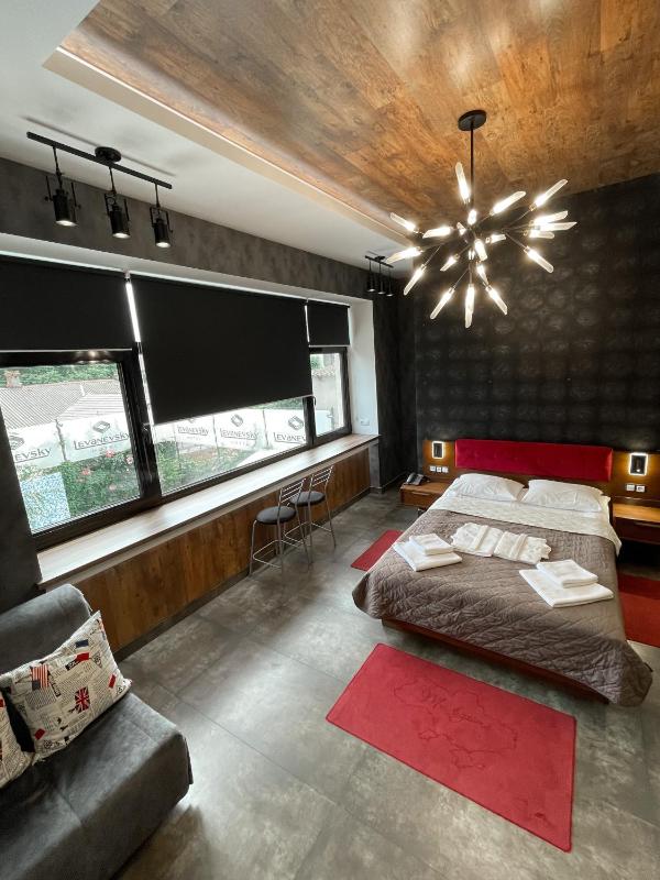 Deluxe Triple Room image 4