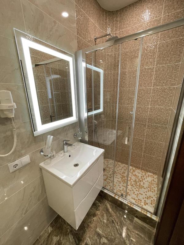 Budget Double Room image 3