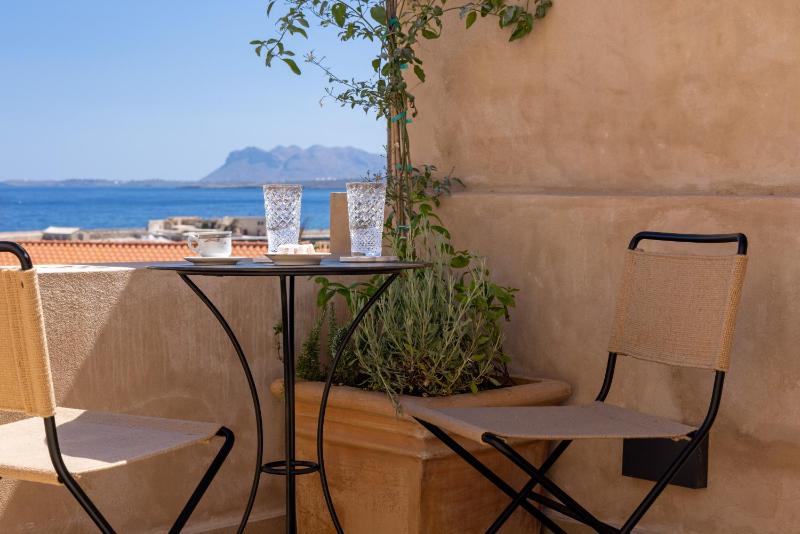 AZADE Chania - image 7