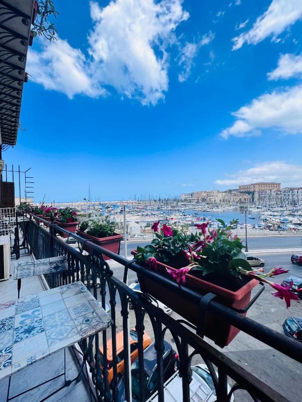 Quadruple Room image 4