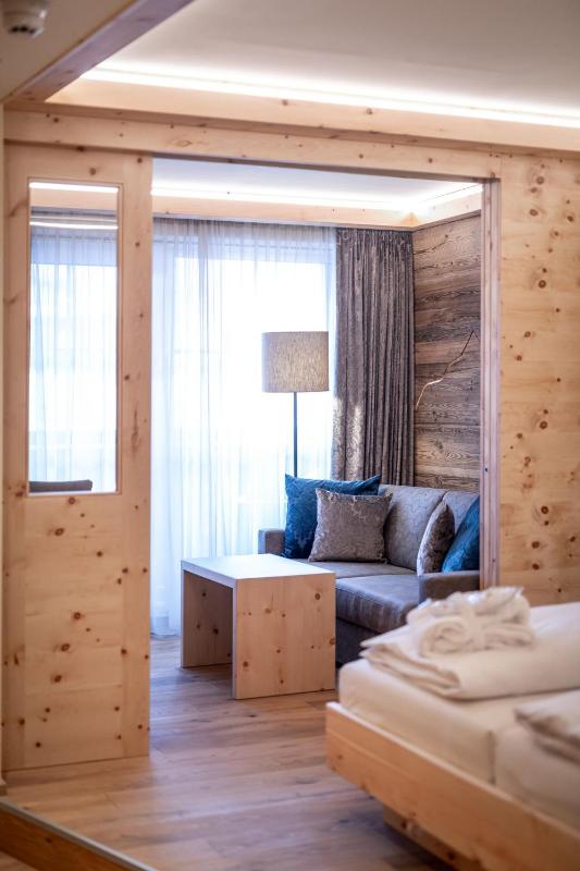 Junior Suite image 2